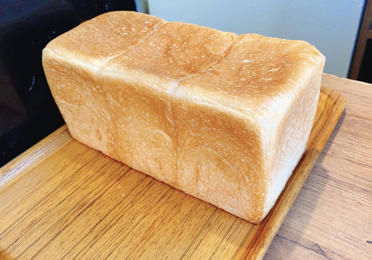 港南台ベーカリーストーヴ食パン
