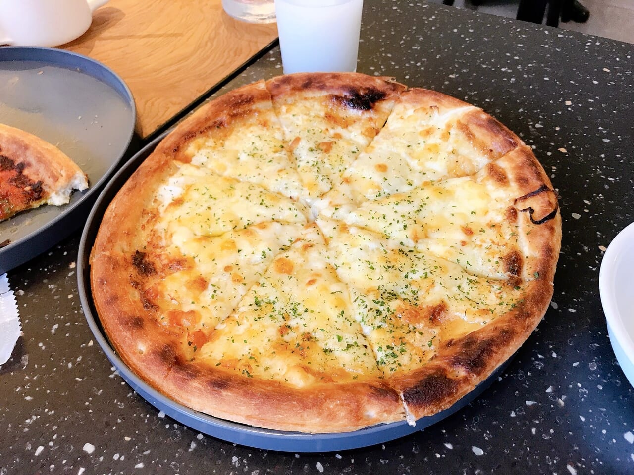 上郷・森の家のレストラン＆カフェ「kokko」のピザ