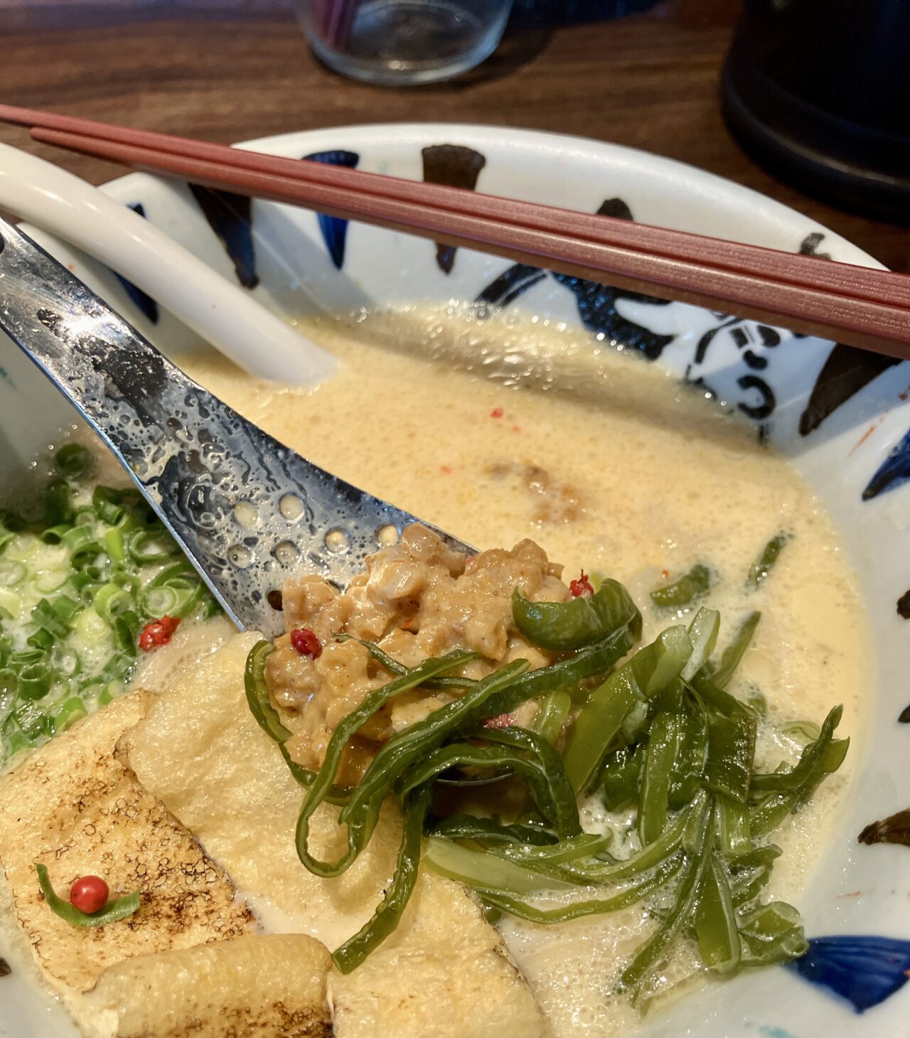 2025年3月「ラーメン七志 上大岡店」プラントベース醤油麹ラーメン02