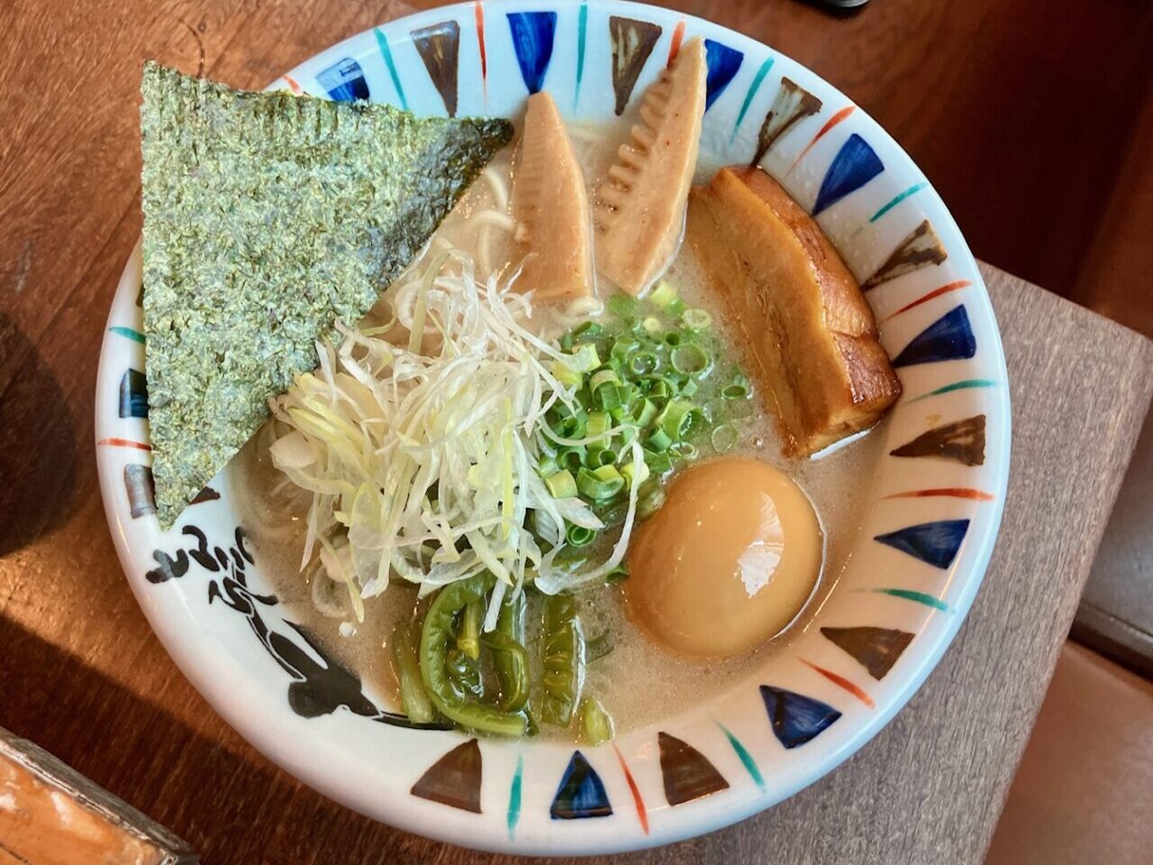 2025年6月「ラーメン七志 上大岡店」ラーメン完成
