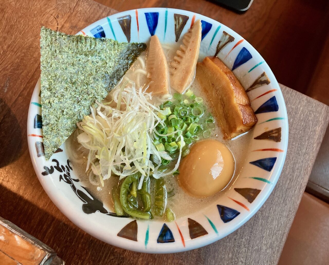 2025年6月「ラーメン七志 上大岡店」ラーメン完成
