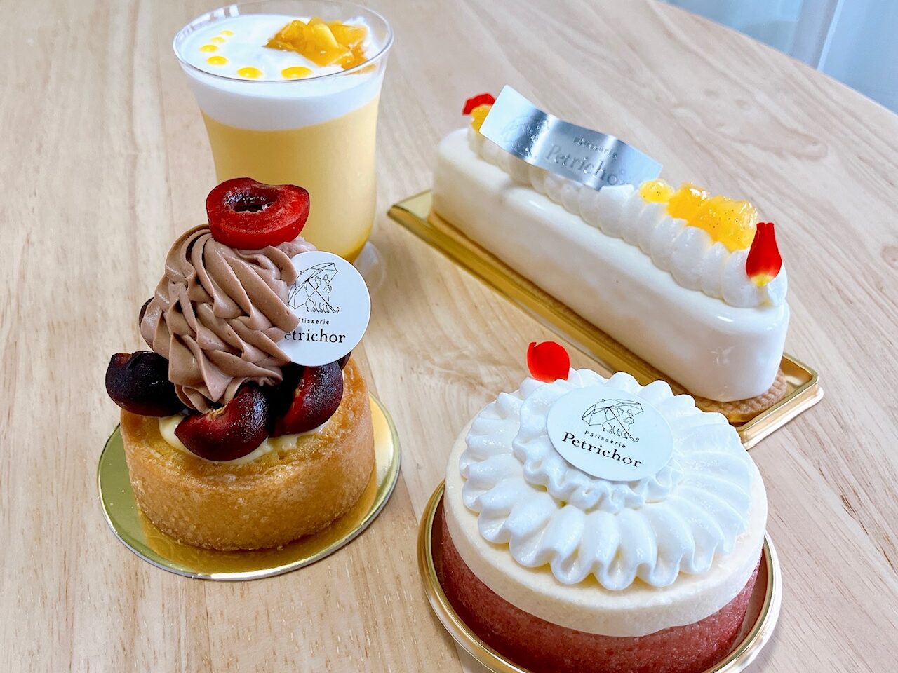 2025年6月「パティスリーペトリコール」季節のケーキ