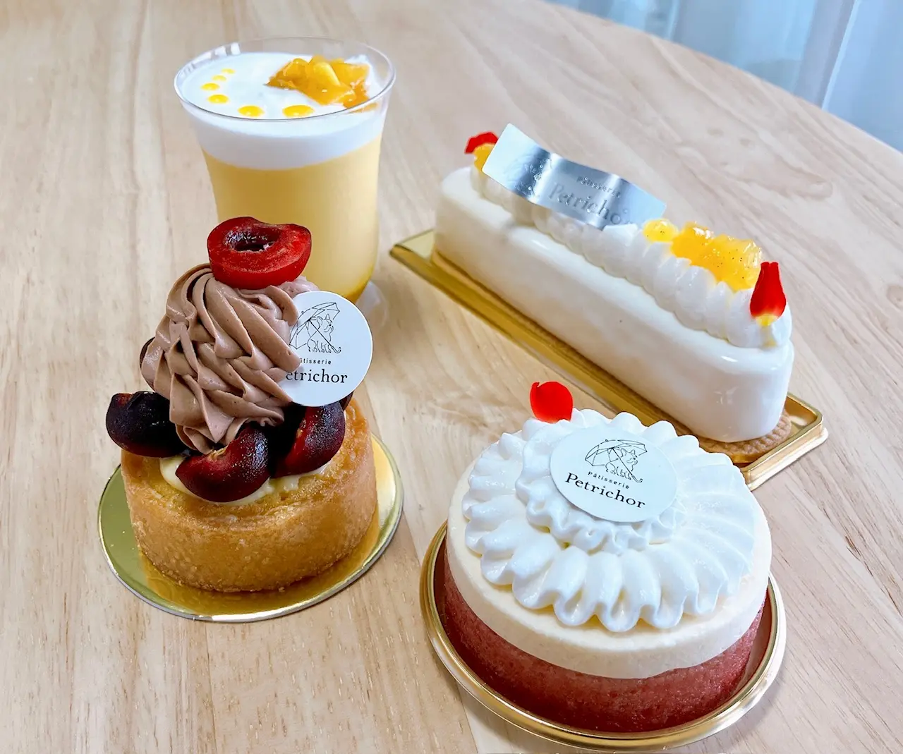 2025年6月「パティスリーペトリコール」季節のケーキ