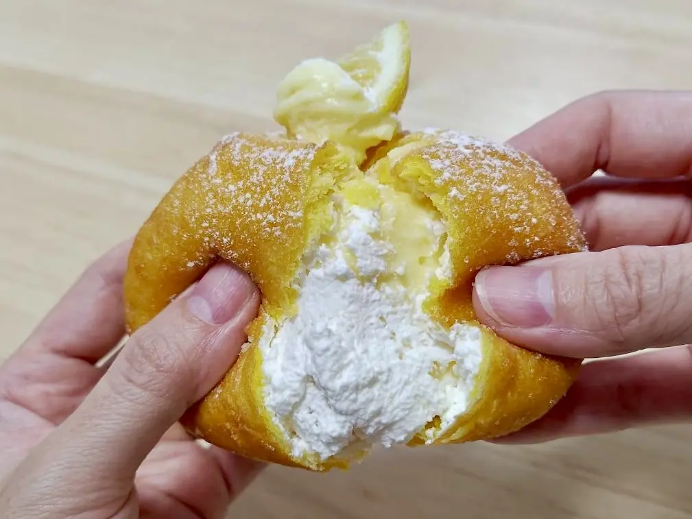 2025年7月「UNI DONUTS上大岡ミオカ」ハニーレモンホイップドーナツ02