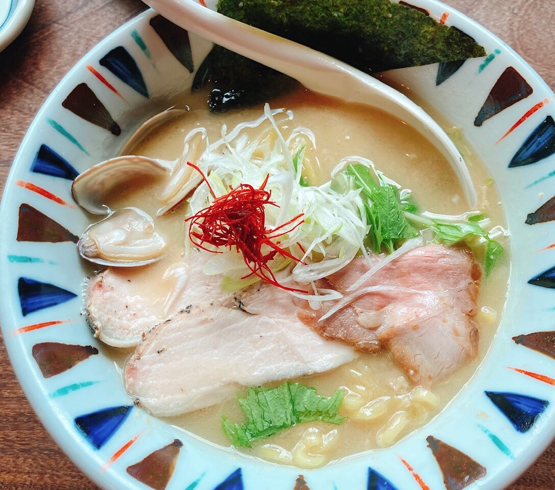2025年8月「濃厚貝出汁ラーメン」