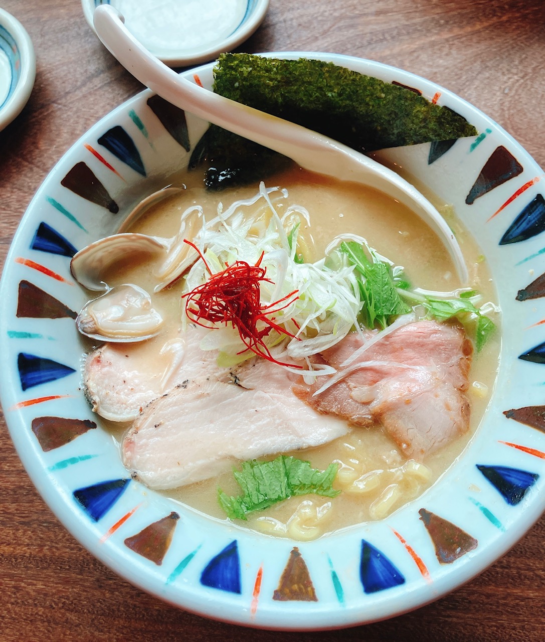 2025年8月「濃厚貝出汁ラーメン」