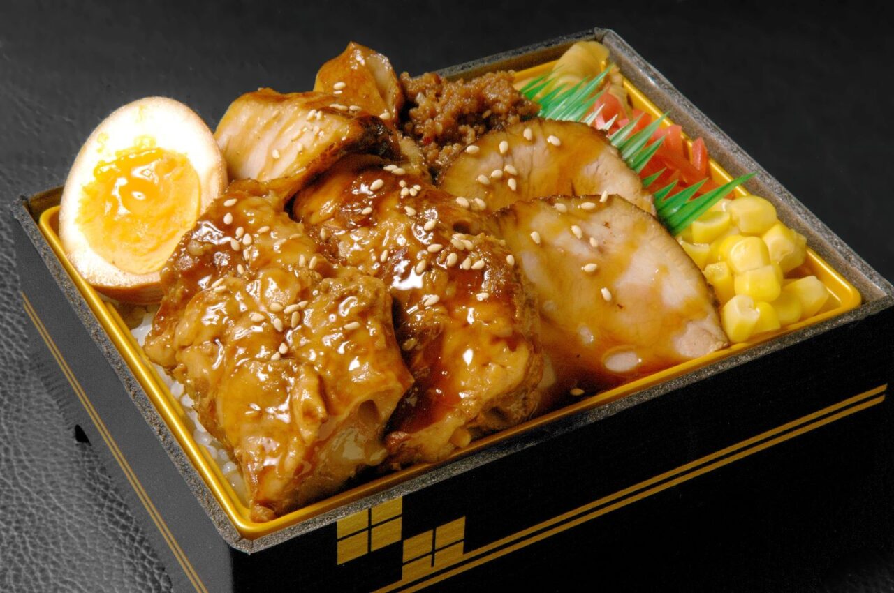 2025年9月「第30回大北海道展」道産焼豚３種の贅沢盛り重