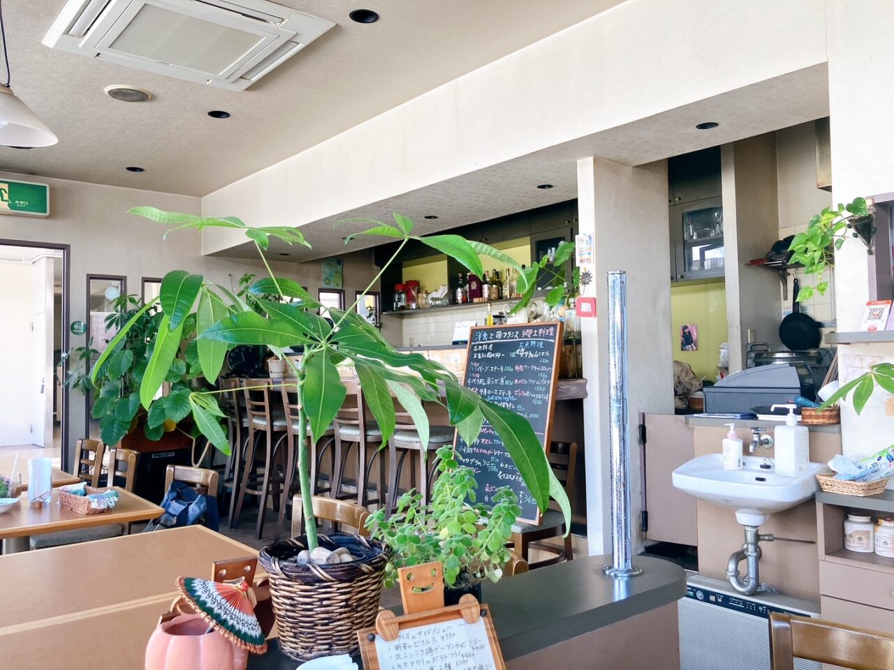 2025年11月「カフェクレオ」内観