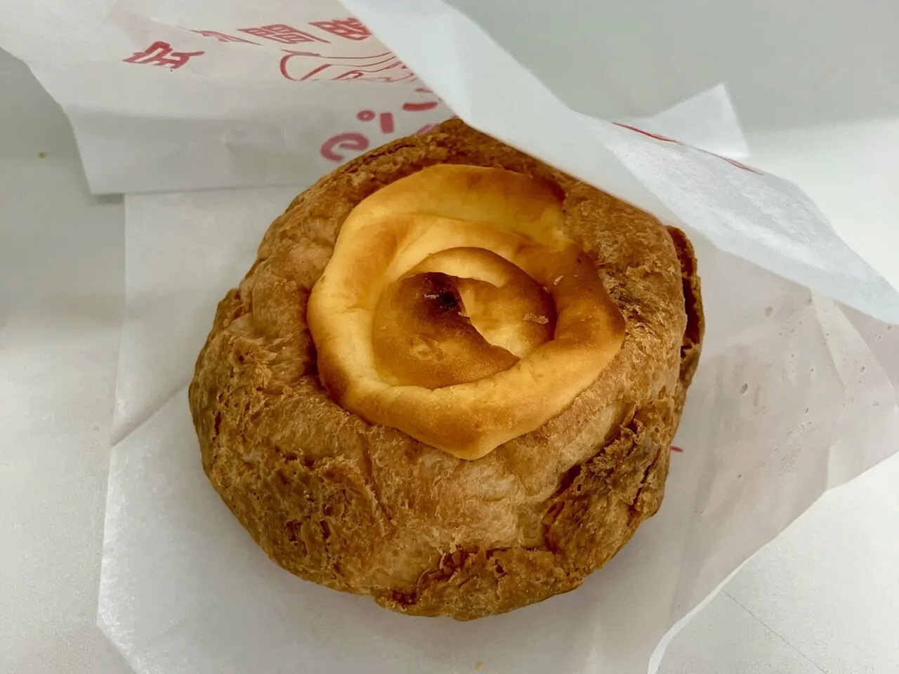 2025年11月「ビアードパパ 上大岡京急店」焼きチーズケーキシュー