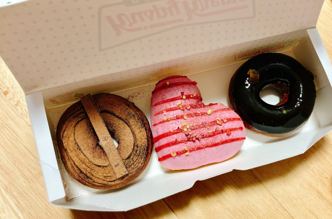 2026年2月「クリスピー・クリーム・ドーナツ上大岡京急店」バレンタイン ボックス（3個）