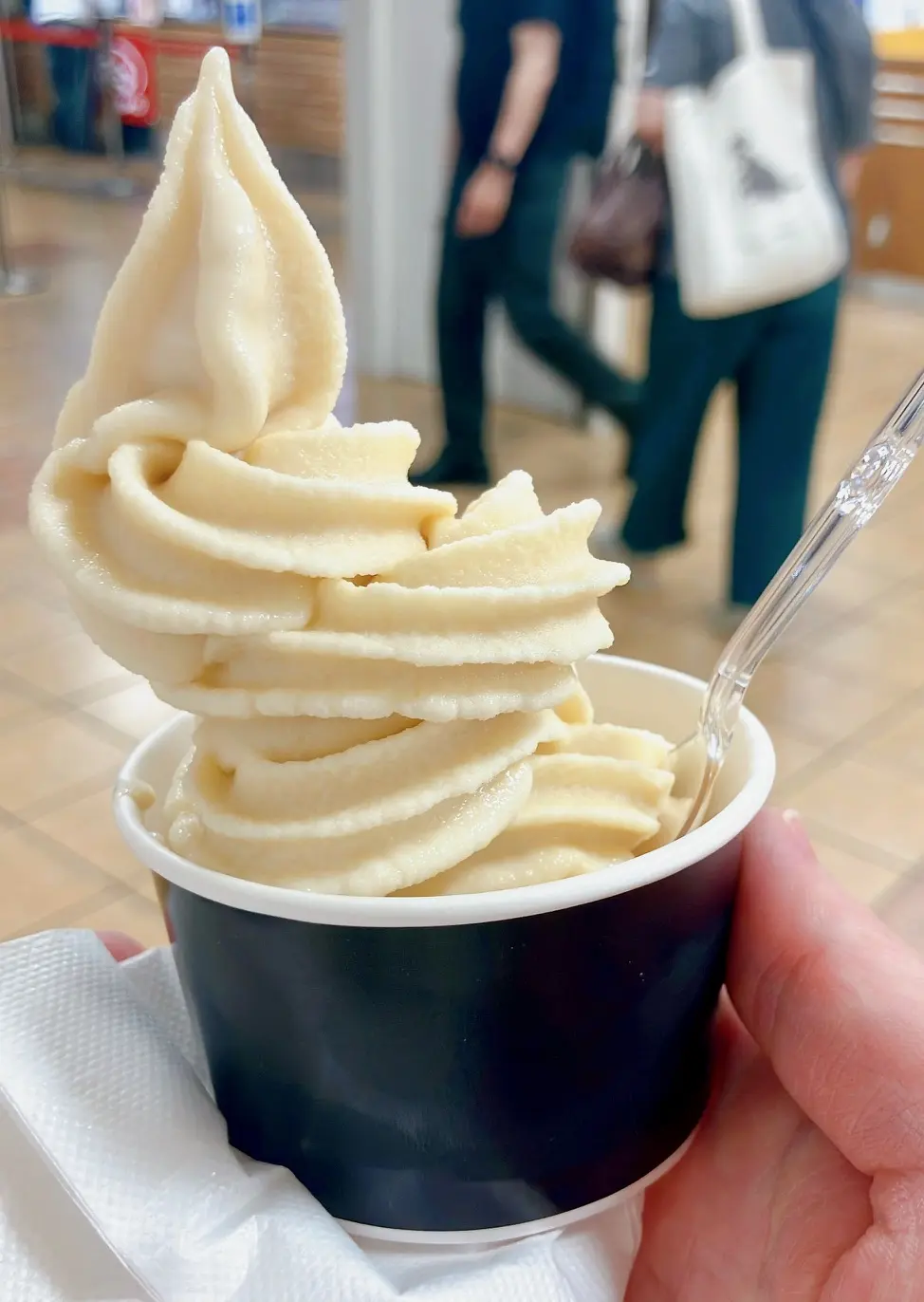 2026年5月「KISSYO SELECT上大岡店」酒屋のソフトクリーム03